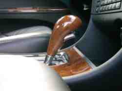 2006 Buick LaCrosse CXS, side view of shifter.